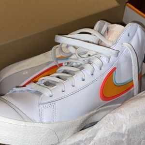 Nike Blazer Mid 77’ “White Kumquat”